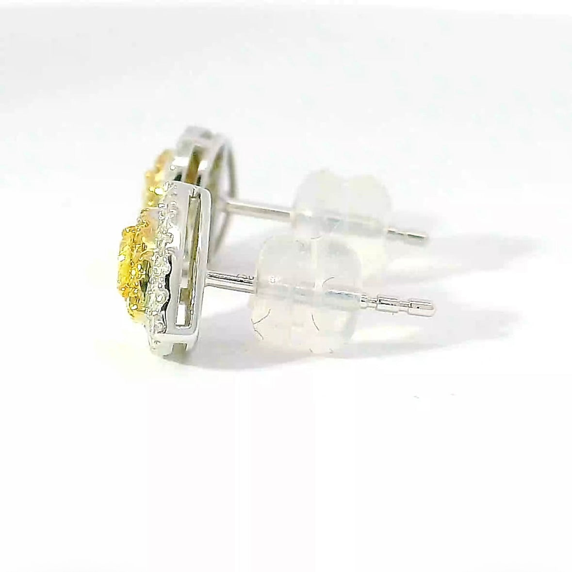 Moderne Brillantstecker in 18 Karat Gelb- und Weißgold mit Fancy Yellow Brillanten