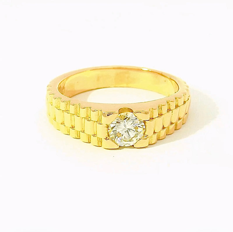 Massiver Ring in 18 Karat Gelbgold mit feinem Brillant 0,50 Karat