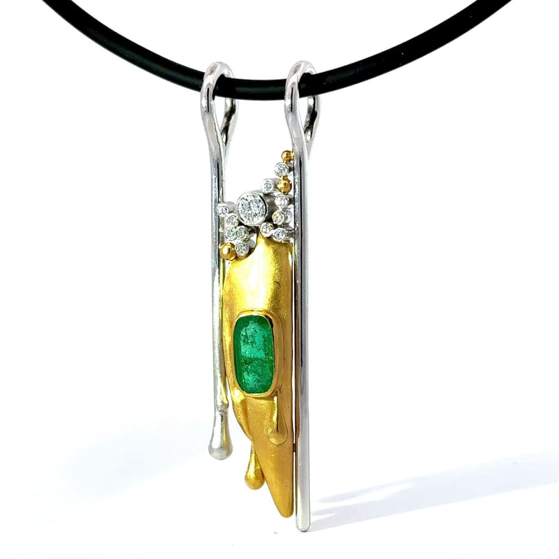 Einmaliger Anhänger in 18 Karat Weißgold & 900er Gelbgold mit Smaragd & Brillanten