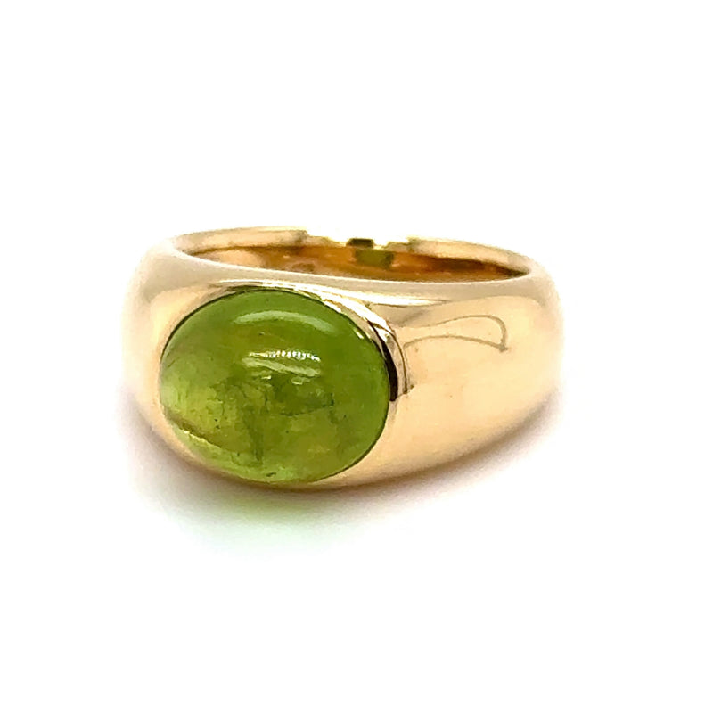Massiver Ring in 18 Karat Gelbgold mit leuchtendem Peridot