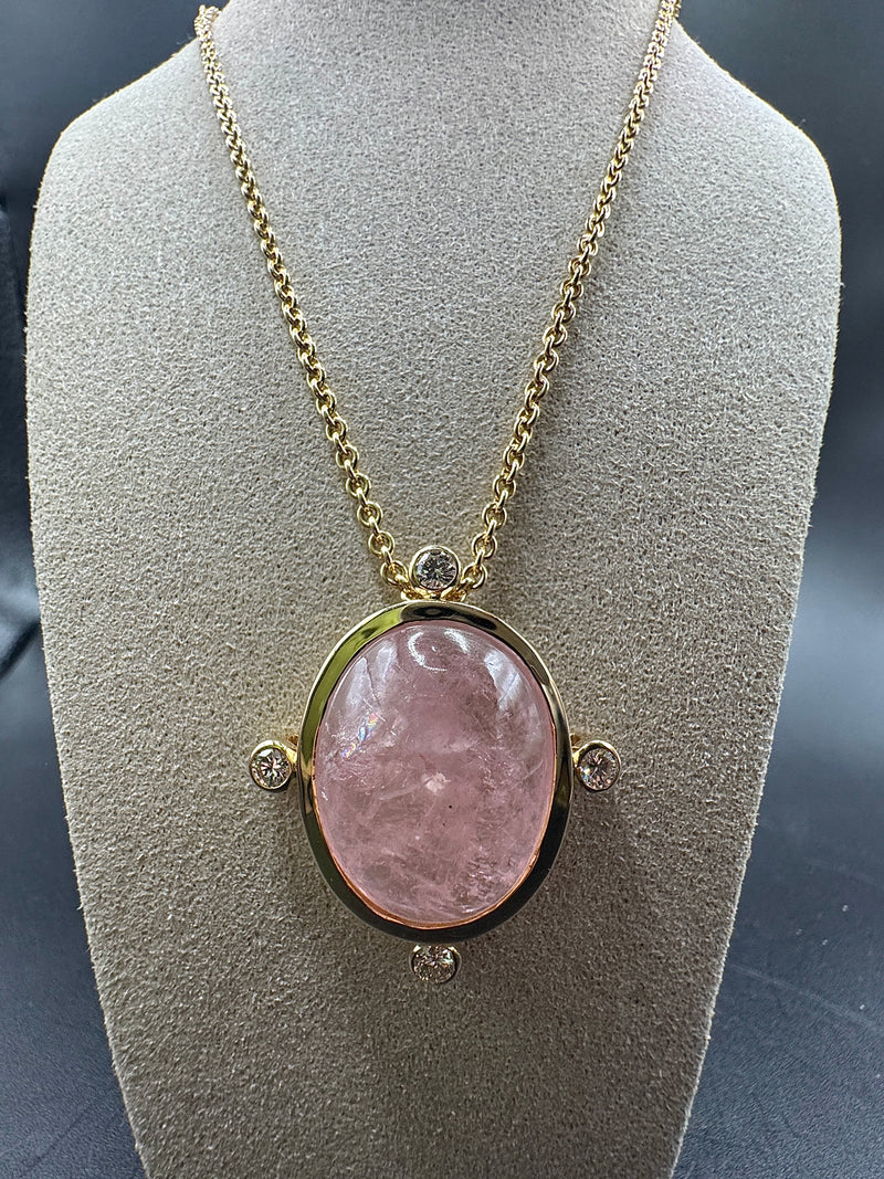 Eleganter Anhänger in 14 Karat Gelbgold mit rosa Morganit & Brillanten