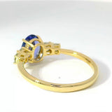 Moderner steinbetonter Ring in 14 Karat Gelbgold mit Tansanit und Brillanten