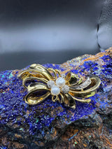 Vintage-Brosche in 14 Karat Gelbgold mit Diamanten und Perlen