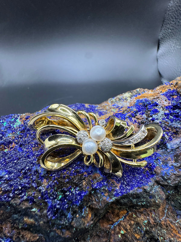 Vintage-Brosche in 14 Karat Gelbgold mit Diamanten und Perlen