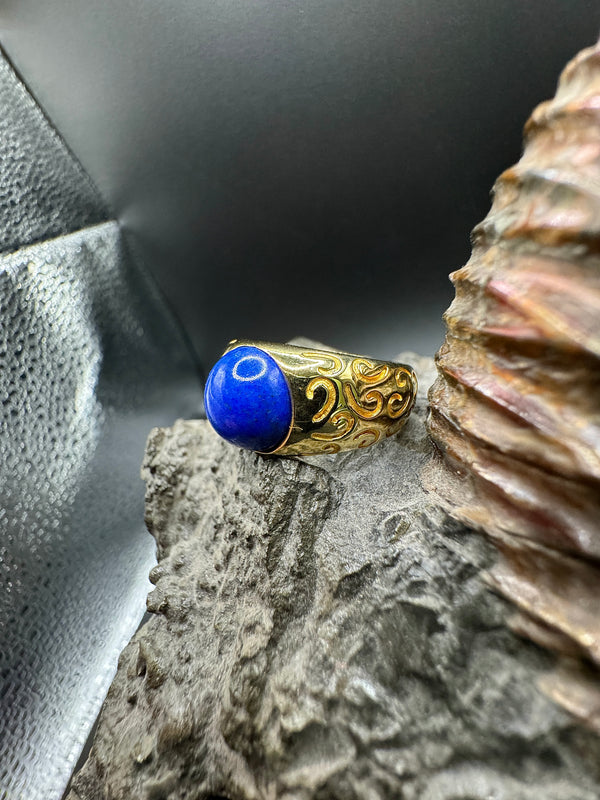 Original Cantelli Blue Moon Ring in 18 Karat Gelbgold mit feinem Lapis Lazuli