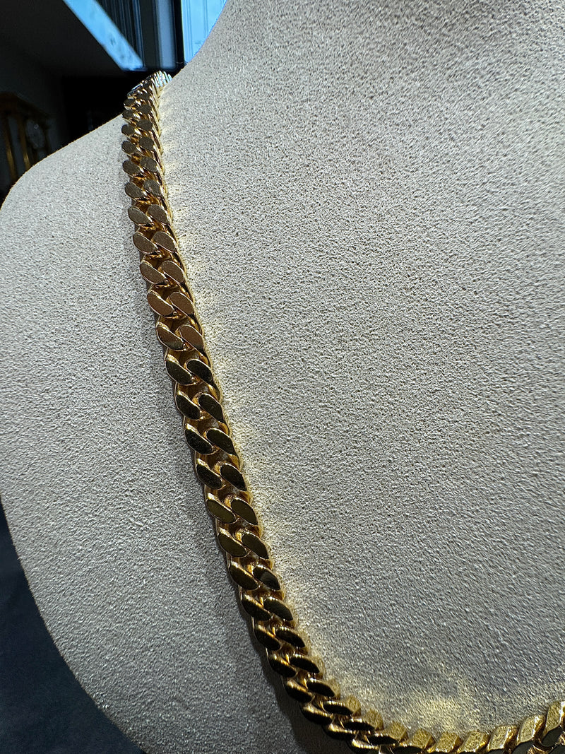 Massive Panzerkette in 18 Karat Gelbgold – hochwertige deutsche Arbeit