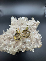 Elegante Kreolen in 18 Karat Gelbgold mit lebhaften Rauchquarzen