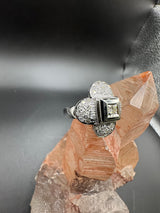 Eleganter Ring in 14 Karat Weißgold mit Brillanten