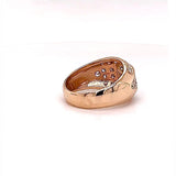 Dominanter Ring in 14 Karat Gelbgold mit feinen Brillanten