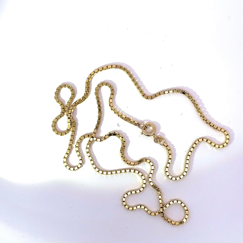 Leuchtende Venezianerkette in 8 Karat Gelbgold mit Federring