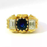 Handgefertigter Ring in 18 Karat Gelbgold mit blauem Saphir & Diamant-Baguettes