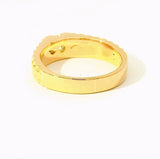 Massiver Ring in 18 Karat Gelbgold mit feinem Brillant 0,50 Karat