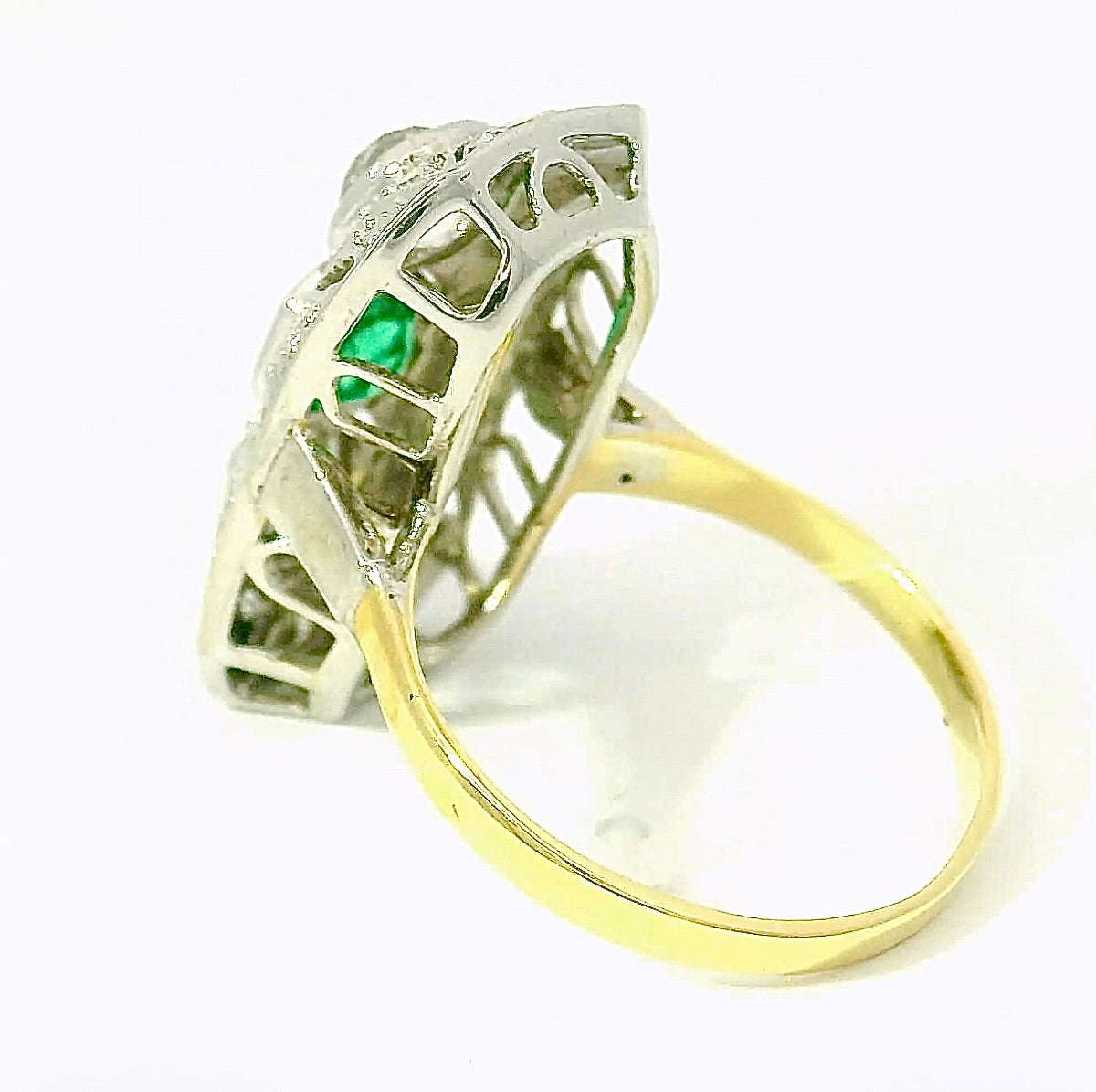 Art Deco Ring in 14 Karat Yellow & White Gold with Emerald & Diamonds