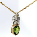 Moderner Peridot Anhänger in 14 Karat Bicolor Gold mit großen Diamanten