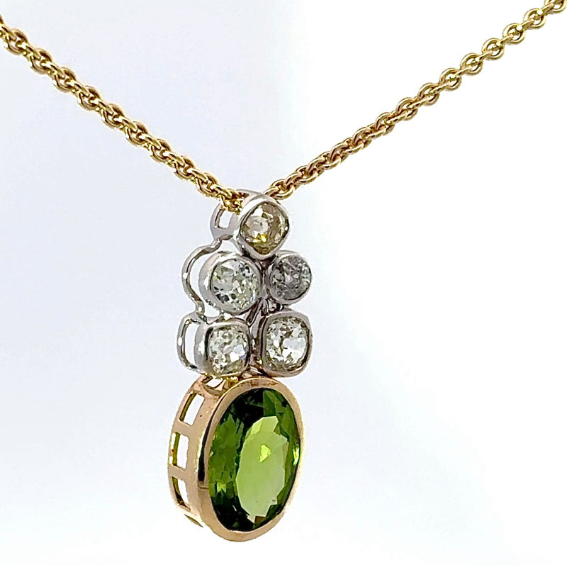 Moderner Peridot Anhänger in 14 Karat Bicolor Gold mit großen Diamanten