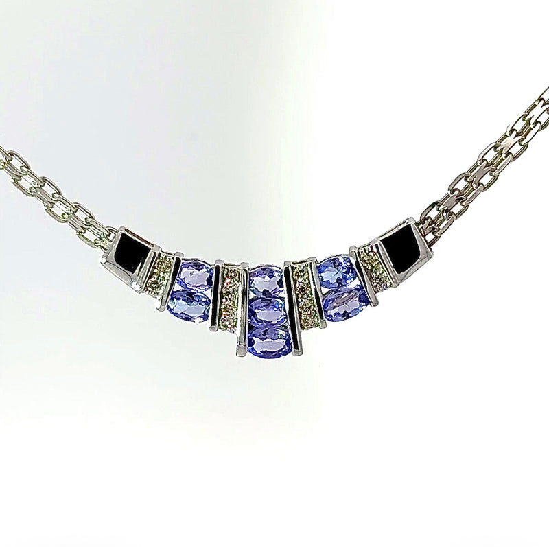 Elegantes Collier in 14 Karat Weißgold mit feinen Tansaniten & Brillanten