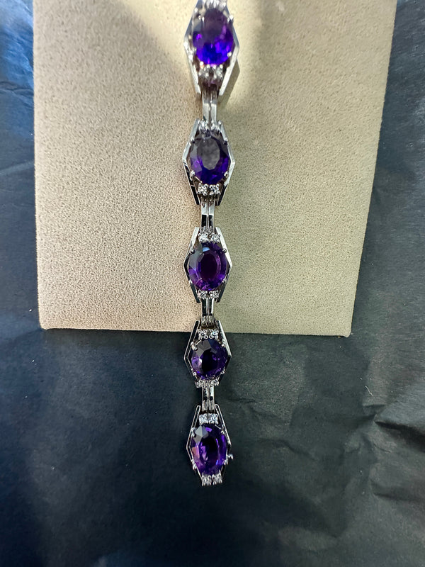 Massives Amethyst Armband in 14 Karat Weißgold mit Diamanten