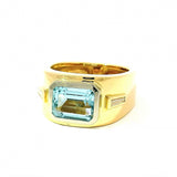 Hochwertiger Ring in 18 Karat Gelbgold mit Aquamarin & Diamanten