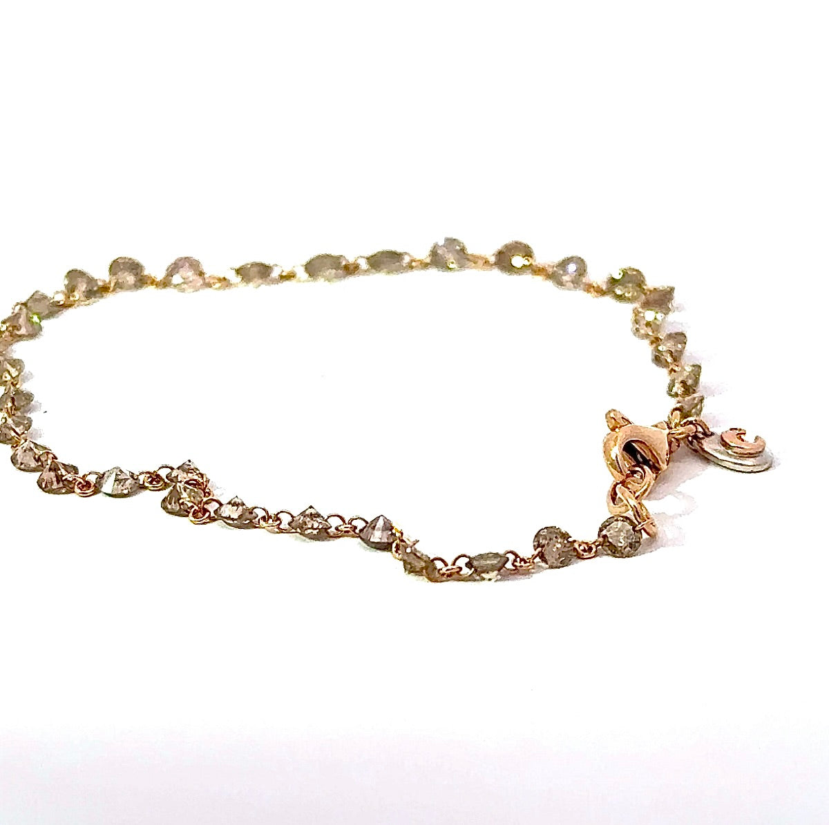 Spectacular Crivelli bracelet in 18K rose gold with 3.30 carats of fancy brilliant-cut diamonds