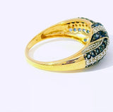 Wirkungsvoller Ring in 14 Karat Gelbgold mit Saphiren & Diamanten