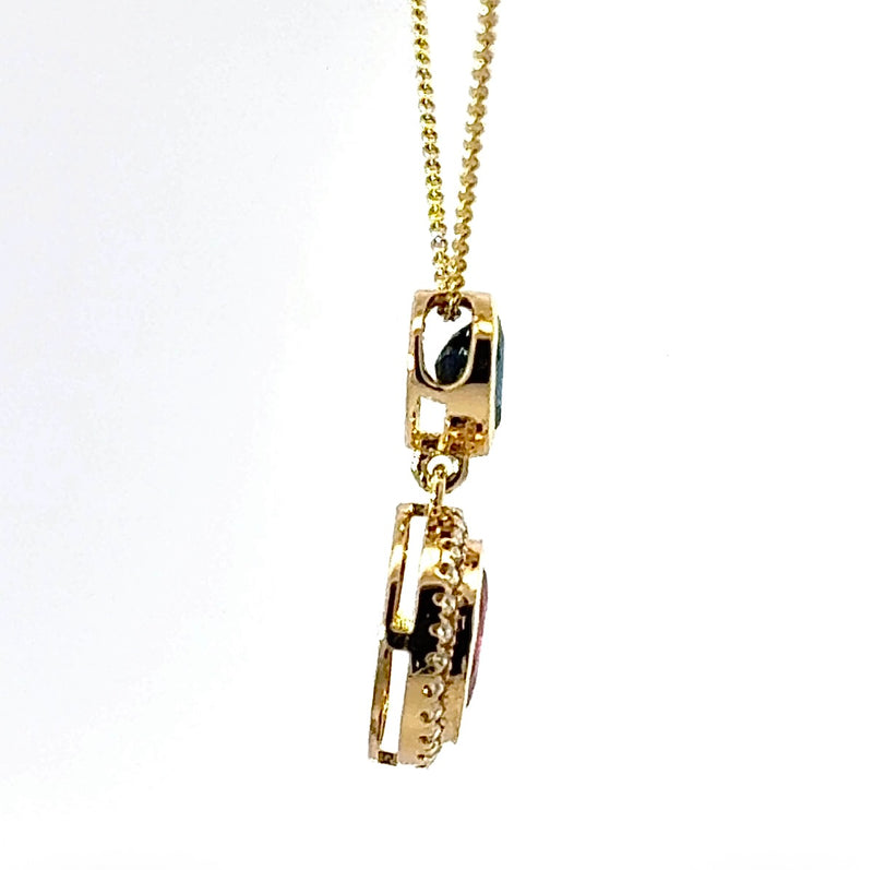 Moderner Rubin & Saphir Anhänger in 18 Karat Gelbgold mit feinen Brillanten & Ankerkette