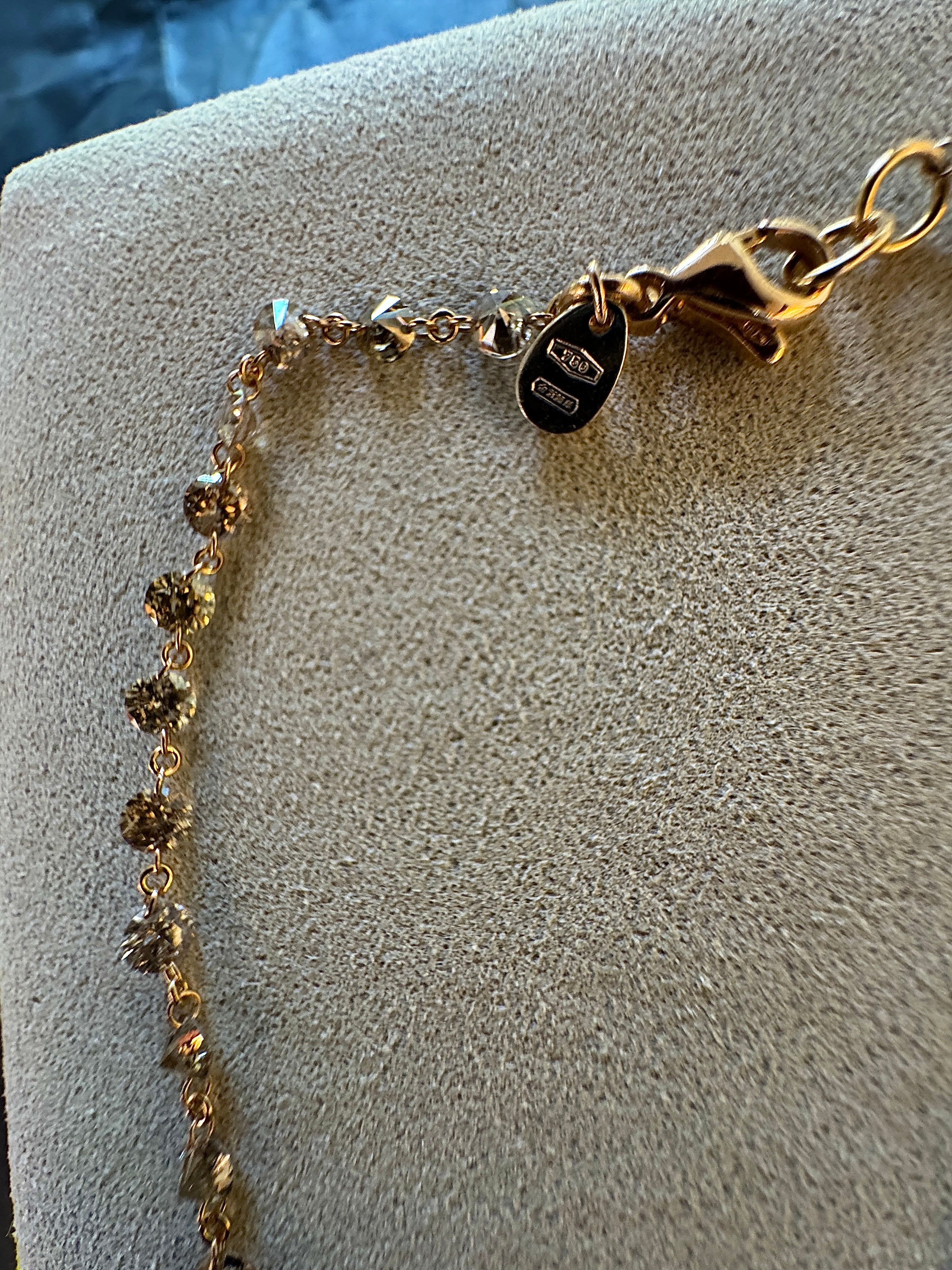 Spectacular Crivelli bracelet in 18K rose gold with 3.30 carats of fancy brilliant-cut diamonds