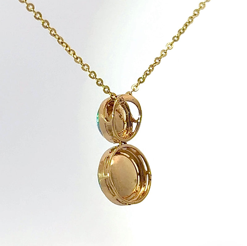 Eleganter Anhänger in 14 Karat Gelbgold mit australischen Opalen