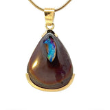 Eleganter Anhänger in 14 Karat Gelbgold mit australischem Boulderopal