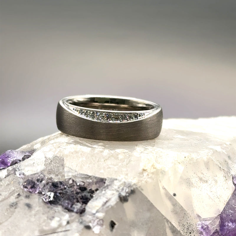 Handgemaakte witgouden ring in 18 karaat met zeer fijne diamanten - origineel Heinrich Denzel