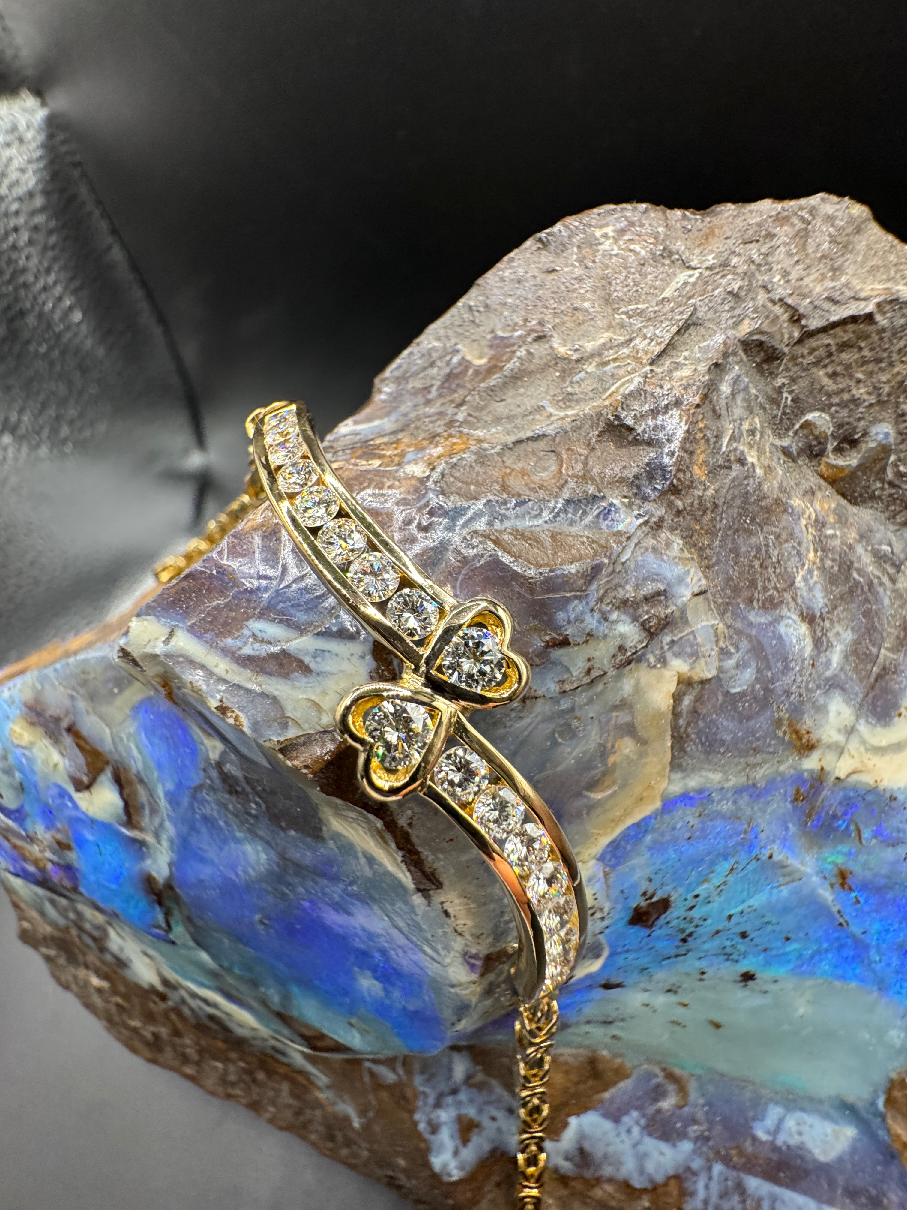 Hochwertiges Armband in 18 Karat Gelbgold mit herausragenden Brillanten