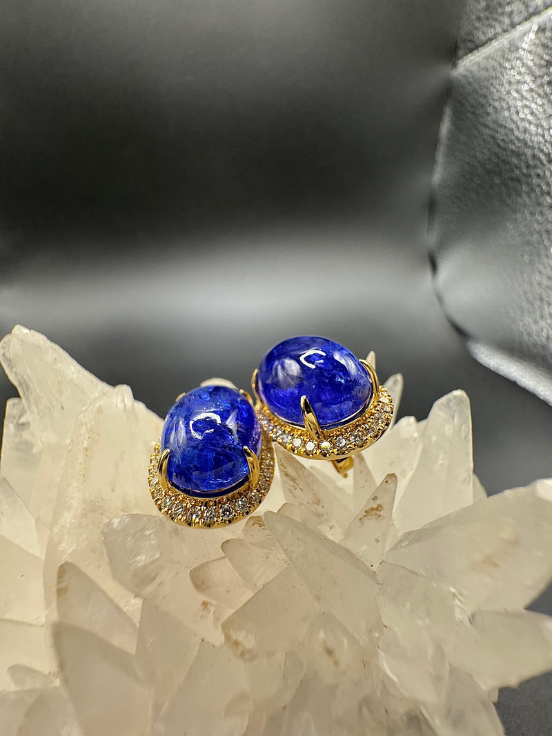 Edle Ohrringe in 18 Karat Gelbgold mit hochfeinen Tansaniten und Brillanten