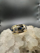 Handgefertigter Bandring in 14 Karat Gelb- & Weißgold mit Brillanten & Saphiren