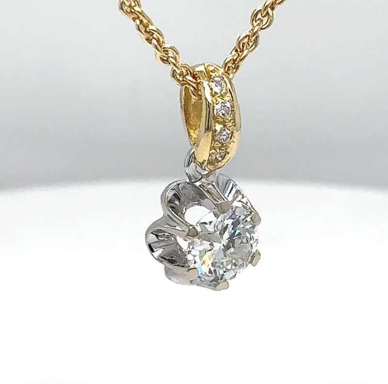 Eleganter Solitär-Anhänger in 18 Karat Gold mit großen Brillant