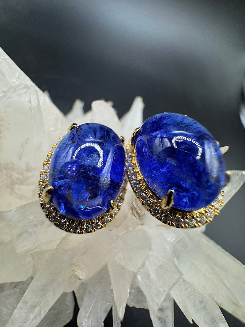 Edle Ohrringe in 18 Karat Gelbgold mit hochfeinen Tansaniten und Brillanten