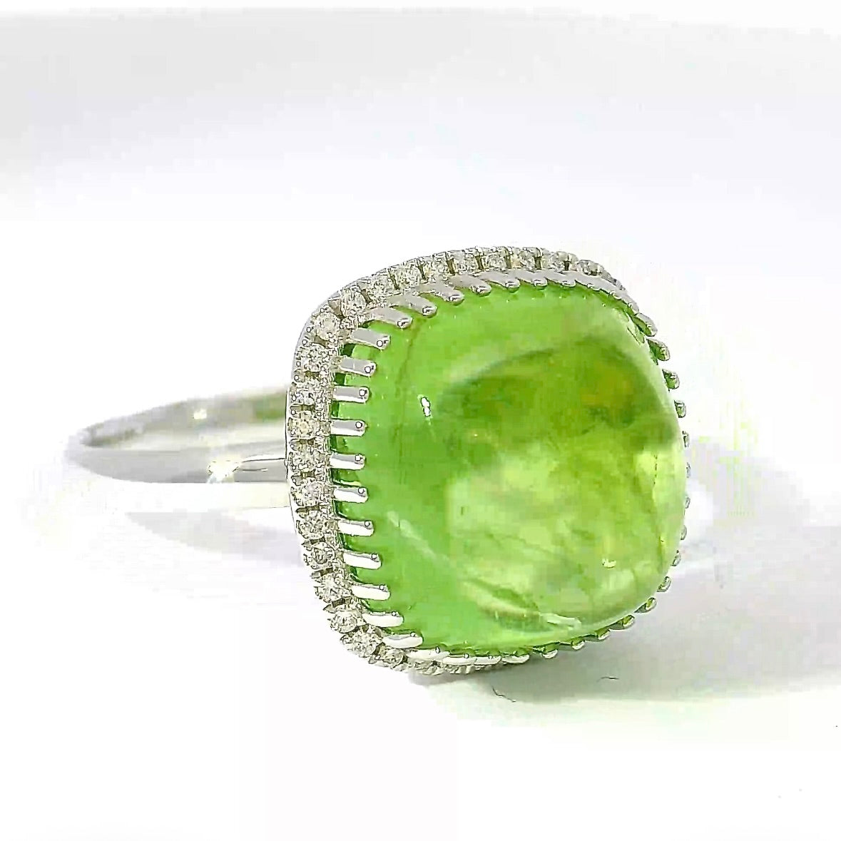Modern 14K White Gold Ring with Peridot & Brilliant Cut Diamonds