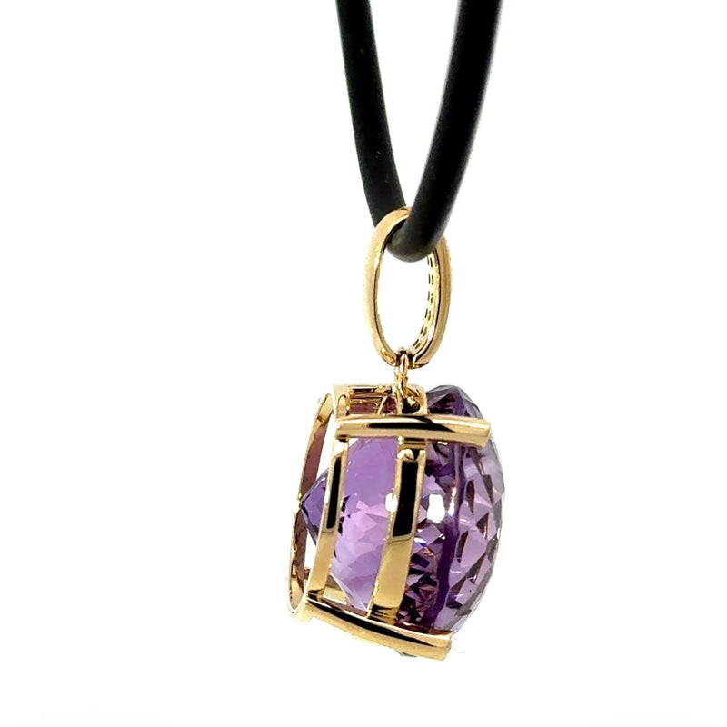 Moderner Anhänger in 14 Karat Gelbgold mit feinen Amethyst & Brillanten
