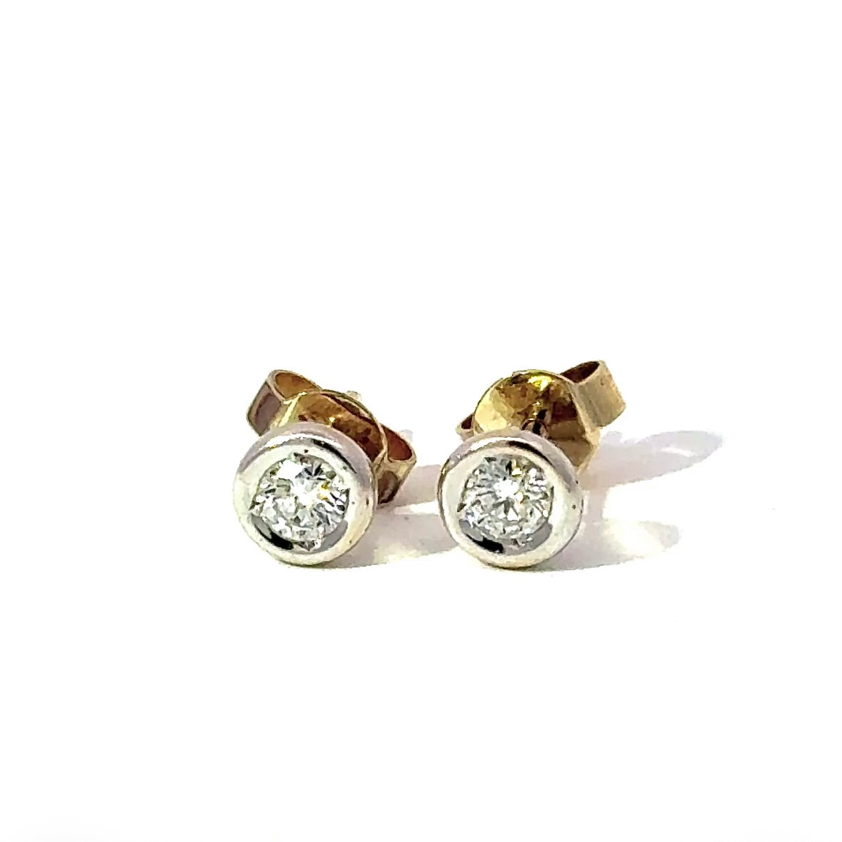 Bicolor Brillantstecker in 14 Karat Gold mit feinen Brillanten