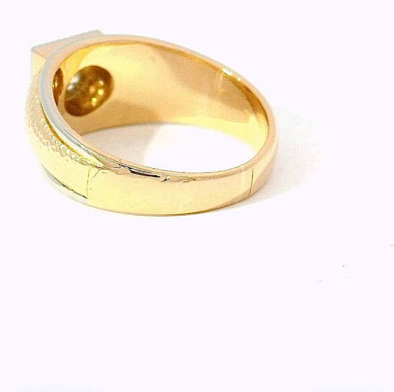 Massiver Solitär-Ring in 18 Karat Bicolor – handwerklich veredelt &amp; wirkungsvoll