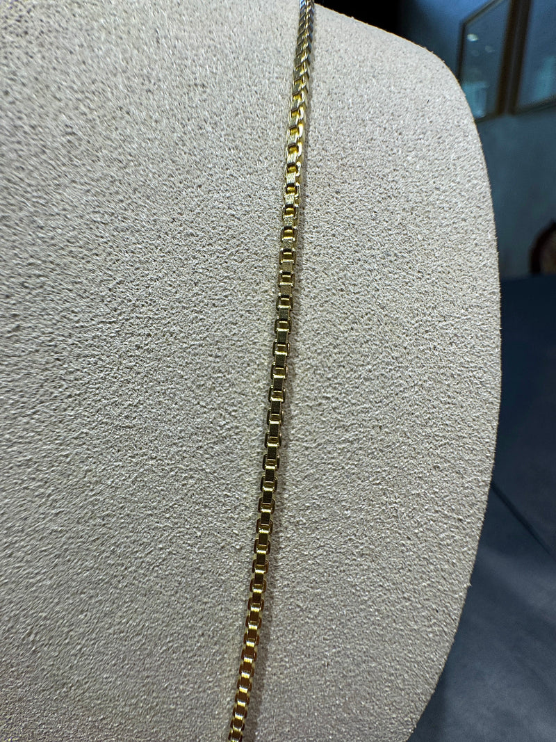 Lange Venezianerkette in 14 Karat Gelbgold mit Federring