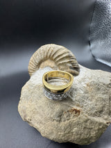 Handgefertigter Bicolor Ring in 18 Karat Gold mit feinen Brillanten