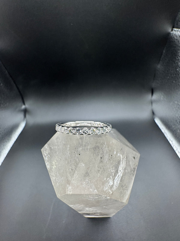 Moderner Memory Ring in 14 Karat Weißgold mit Brillanten