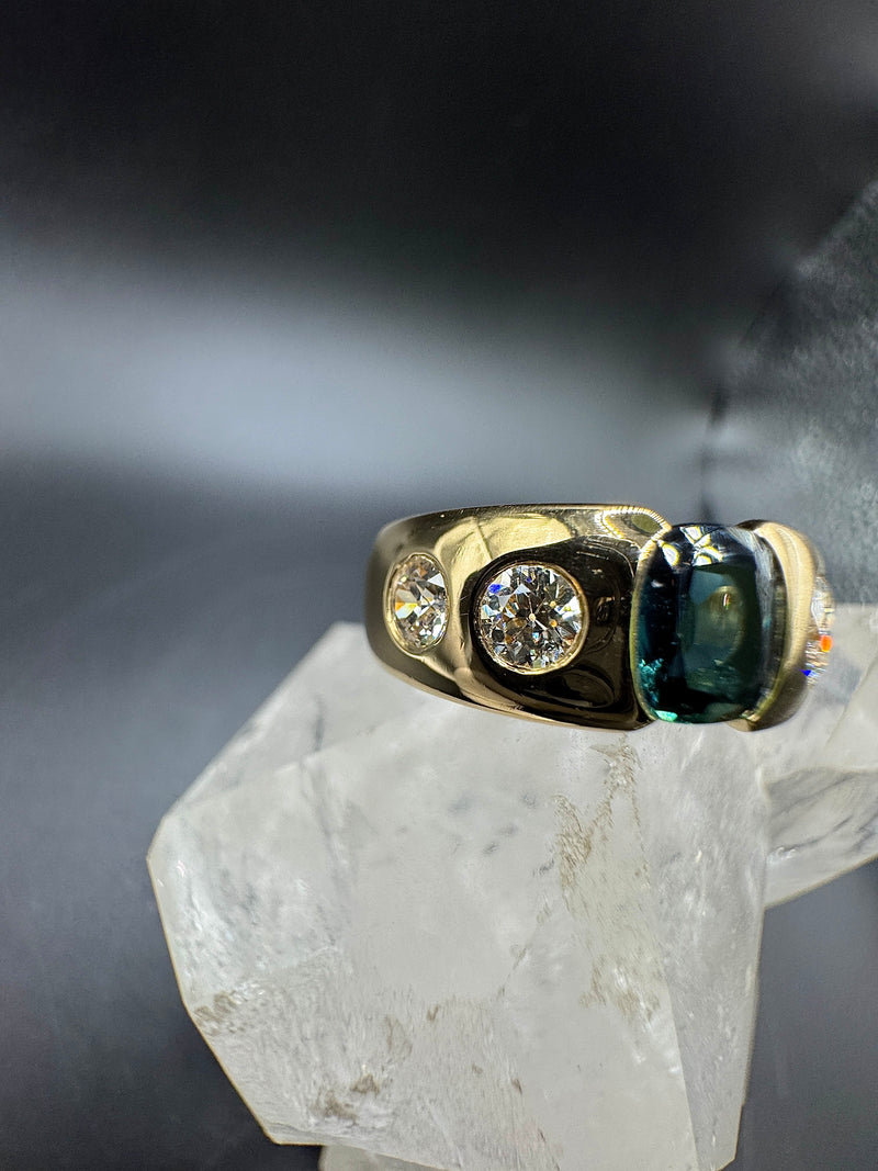 Hochwertiger Jaufmann Ring in 18 Karat Gelbgold mit Saphir & riesigen Diamanten