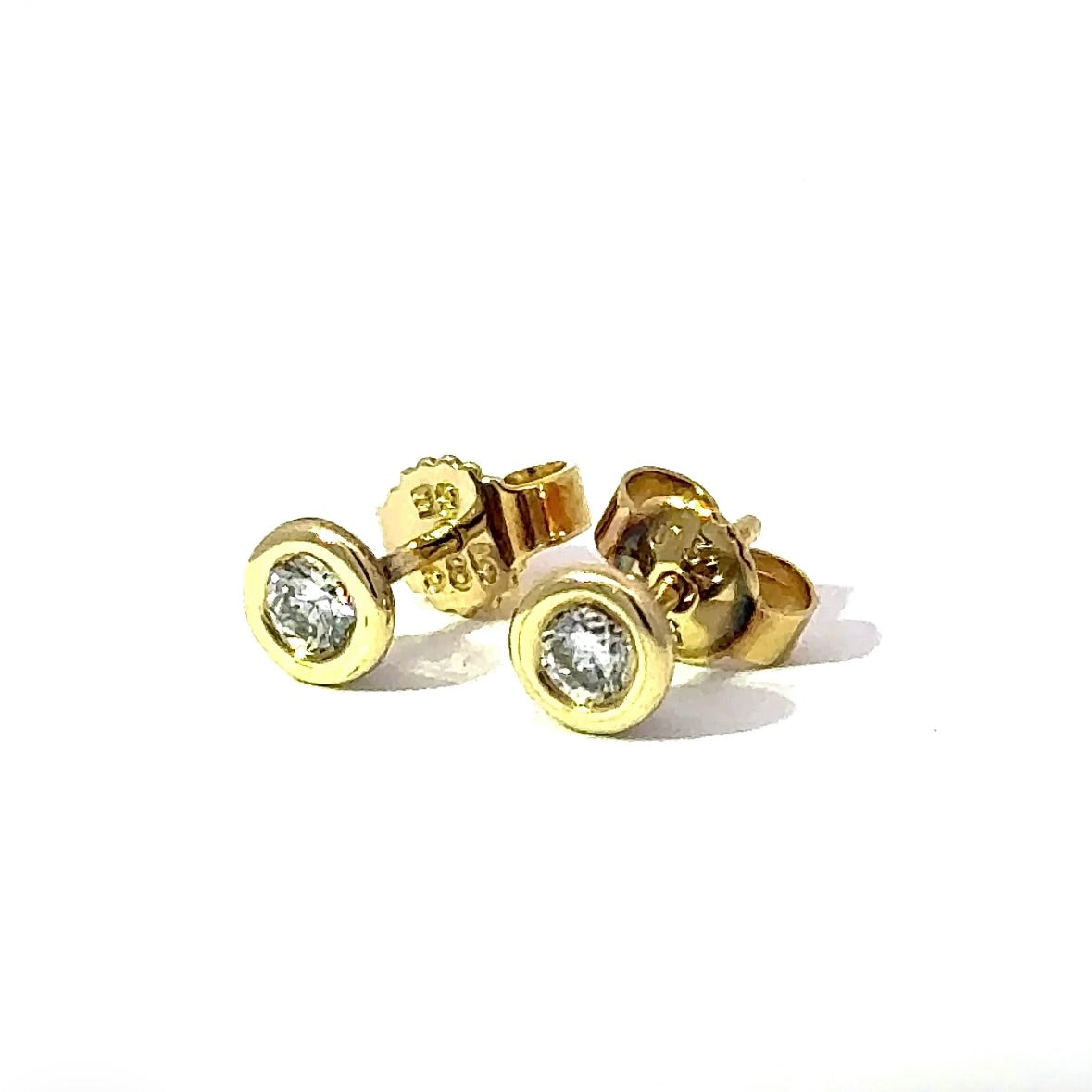 Ohrstecker in 14 Karat Gelbgold mit hochfeinen Brillanten