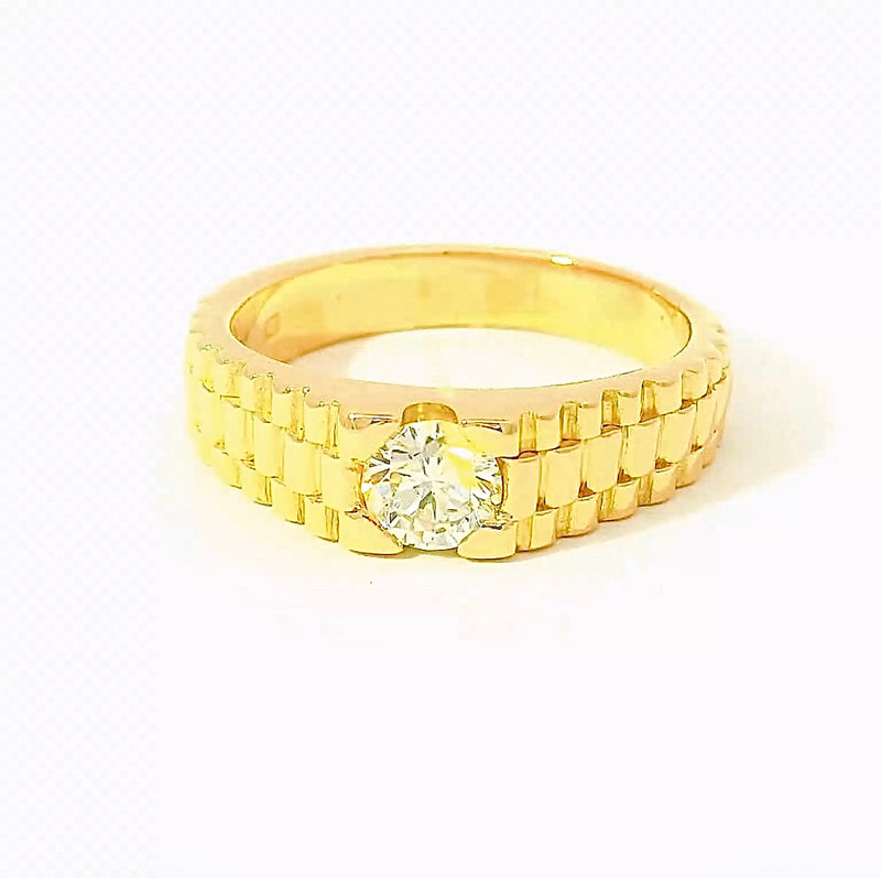 Massiver Ring in 18 Karat Gelbgold mit feinem Brillant 0,50 Karat