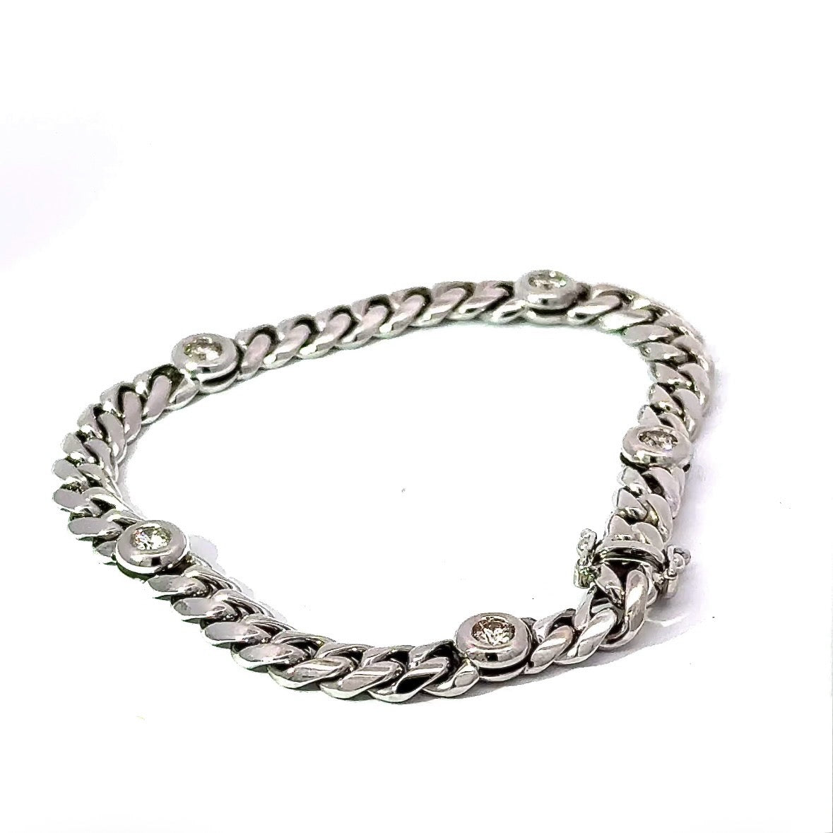 Timeless curb chain bracelet in 14 karat (585) white gold with brilliant-cut diamonds