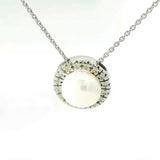 Zeitloser Moncara Anhänger in 14 Karat Weißgold mit Perle & Brillanten