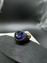 Stilvoller Ring in 14 Karat Gelbgold mit feinen Tansanit und Brillanten