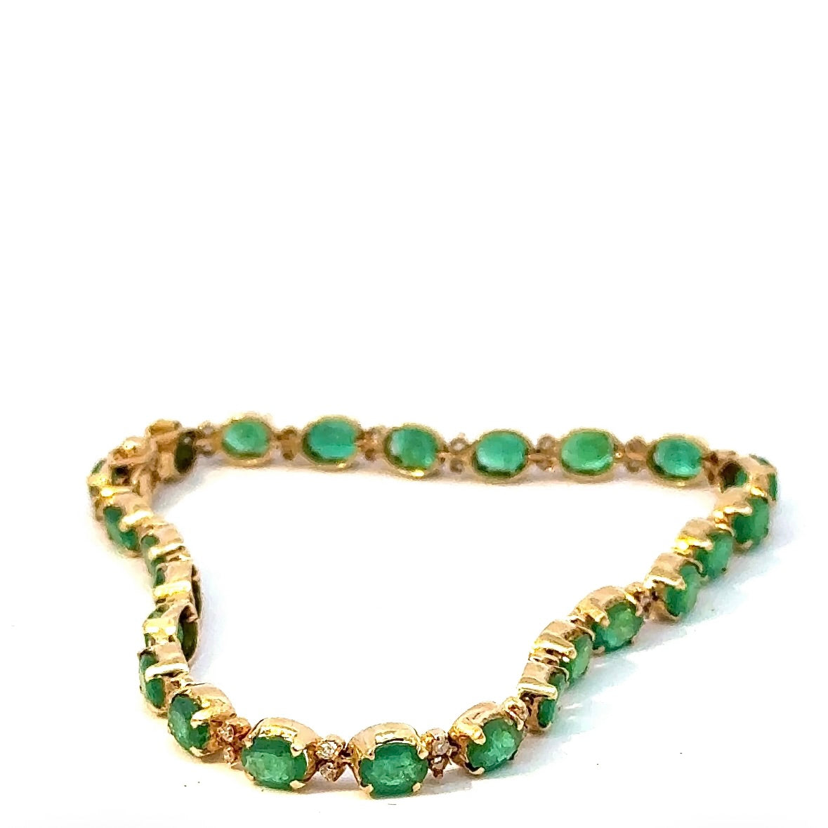 Steinbetontes Armband in 14 Karat Gelbgold mit Smaragden & Brillanten