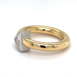 Handgefertigter Wempe Solitär Ring in 18 Karat Gelb & Weißgold mit Trilliant
