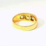 Zeitloser Vintage-Ring in 14 Karat Gelbgold mit drei Altschliff-Diamanten